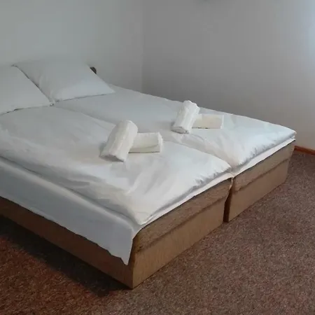 Zacisze Hotel