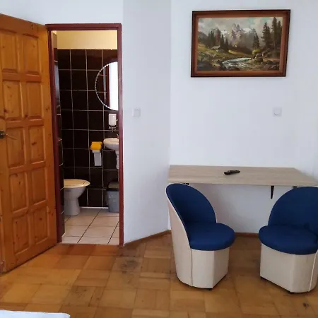 Zacisze Hotel *
